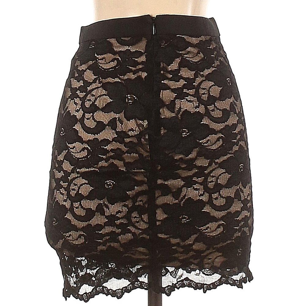 Donna Mizani - Casual Skirt - Picture 3 of 3